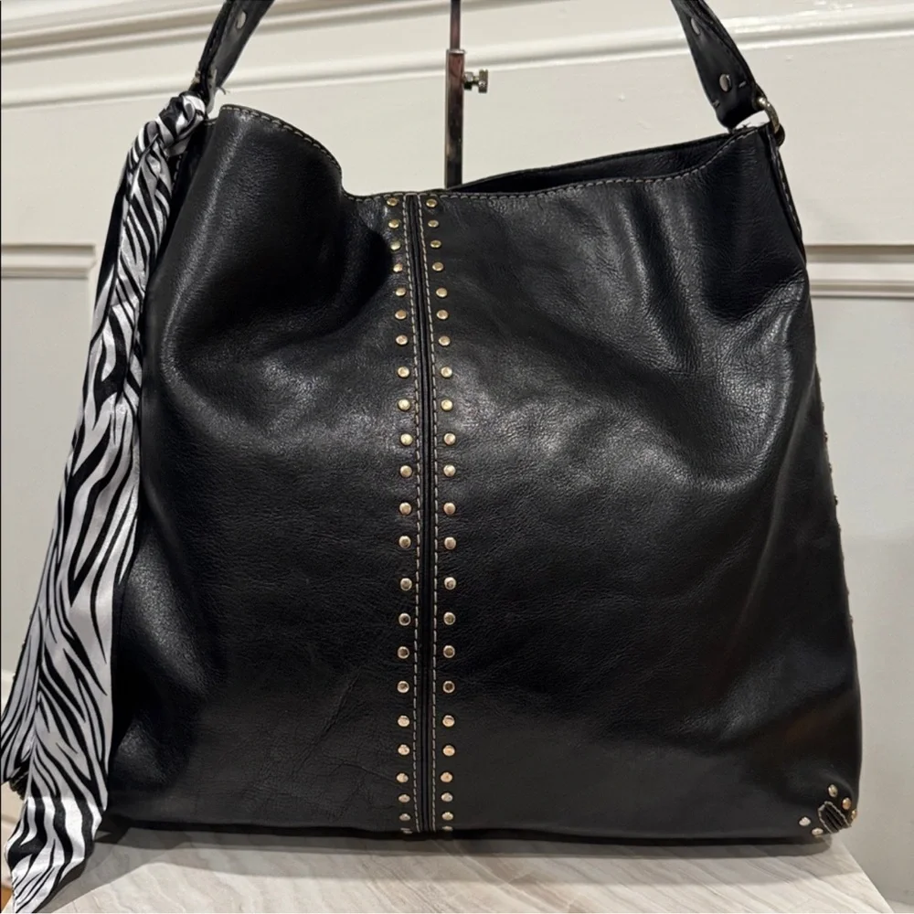 Michael Kors Black Shoulder Bag with Zebra Scarf - Picture 2 of 9